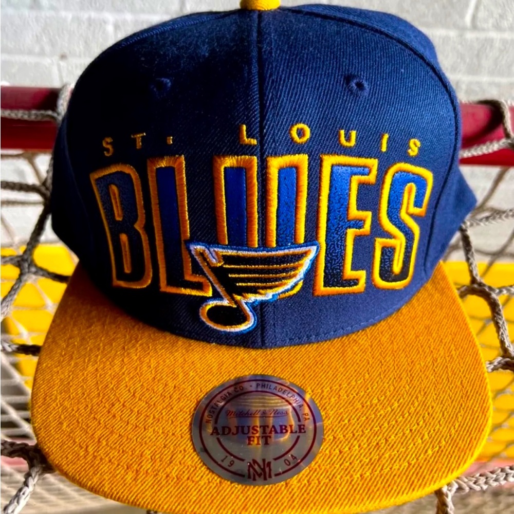 MITCHELL & NESS St. Louis Blues Hockey Club Snapback Ballcap